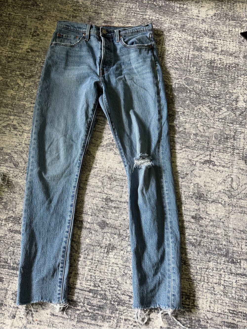 Levi 501 Classic High-Rise Blue Women’s Jeans - Distressed Knee